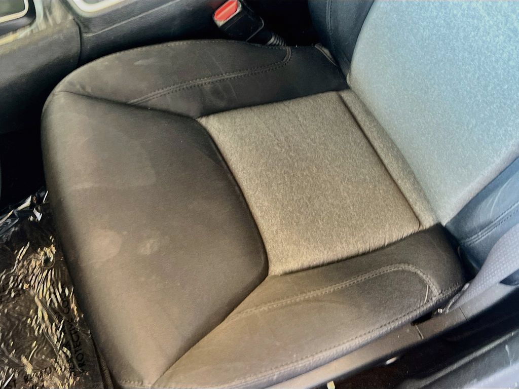 Used 2020 Chrysler 300 Touring RWD image 19