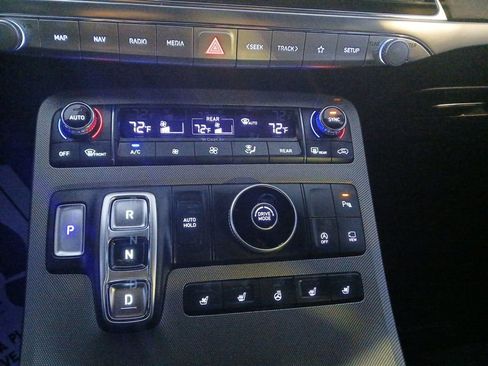 Used 2021 Hyundai Palisade Calligraphy image 22