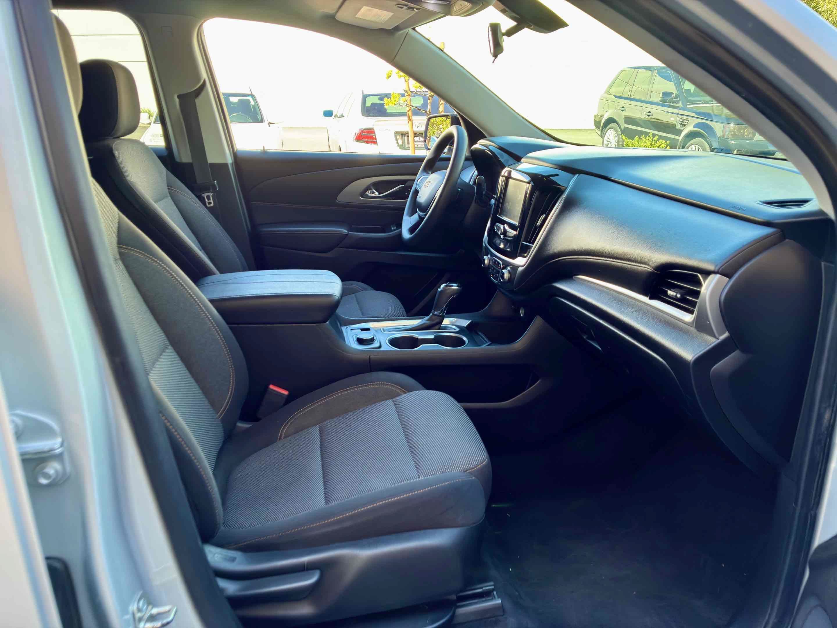 Used 2019 Chevrolet Traverse LS FWD image 42
