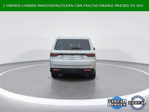 Used 2023 Jeep Wagoneer L Series II image 10