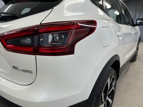 Used 2021 Nissan Rogue Sport SL w/ Premium Package image 27