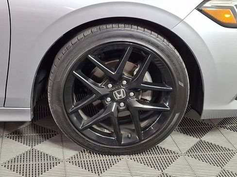 Used 2023 Honda Civic Sport image 11