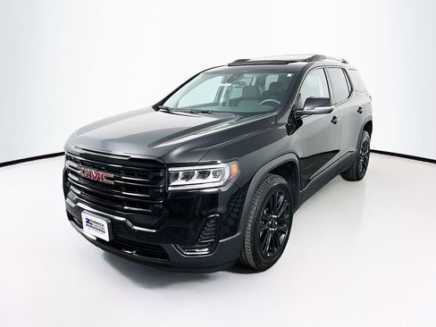 Used 2023 GMC Acadia SLE w/ Elevation Edition image 3