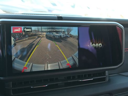 Used 2024 Jeep Wrangler Rubicon 392 image 14