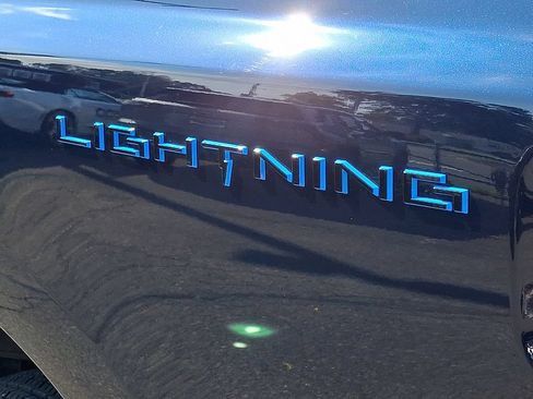 Used 2023 Ford F150 Lightning XLT AWD/4WD image 29