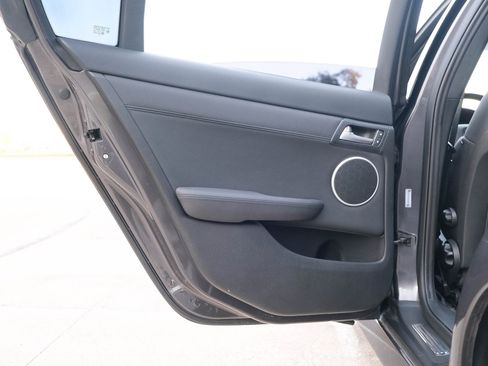 Used 2009 Pontiac G8 GT w/ Premium Package image 18