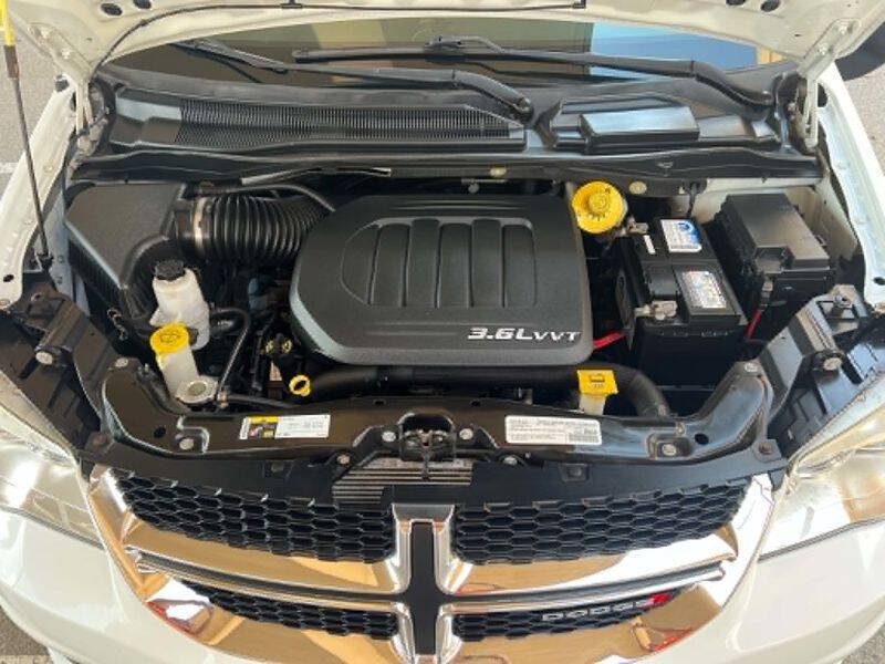 Used 2017 Dodge Grand Caravan SE w/ Power Window Group FWD image 52
