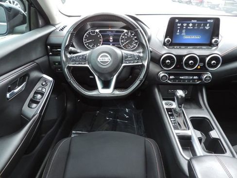 Used 2023 Nissan Sentra SR w/ Midnight Edition Package image 18