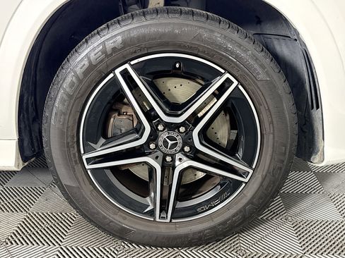 Used 2025 Mercedes-Benz GLE 450 4MATIC Coupe image 30