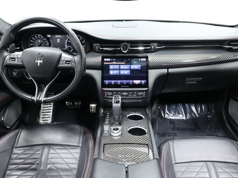Used 2022 Maserati Quattroporte Trofeo RWD image 47