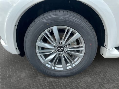 Used 2024 INFINITI QX80 Luxe AWD/4WD image 9