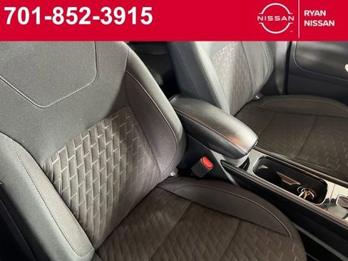 Certified 2023 Nissan Kicks SV image 29