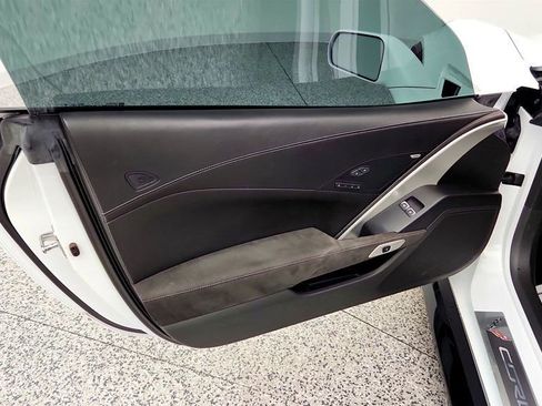 Used 2017 Chevrolet Corvette Grand Sport RWD image 10