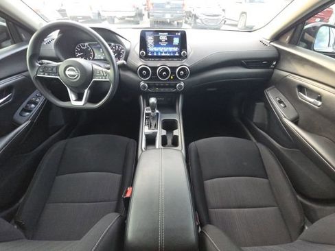 Used 2024 Nissan Sentra SV image 18