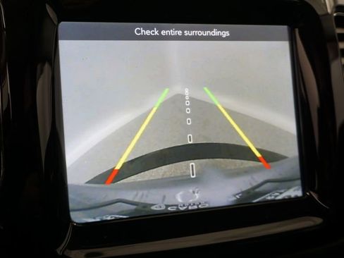 Certified 2018 Jeep Compass Limited image 41