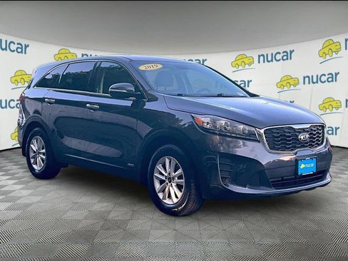 Used 2019 Kia Sorento AWD image 1