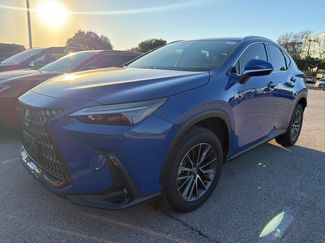 Used 2025 Lexus NX 250 FWD w/ Towing Package (2000 Lbs) video 1