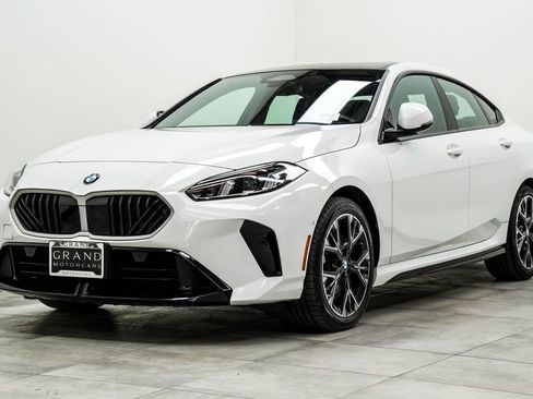 Used 2025 BMW 228i xDrive AWD/4WD image 7