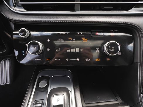 Used 2025 INFINITI QX60 Luxe AWD/4WD image 26