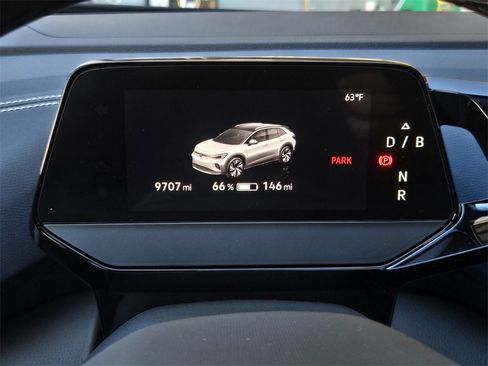 Certified 2024 Volkswagen ID.4 S image 21