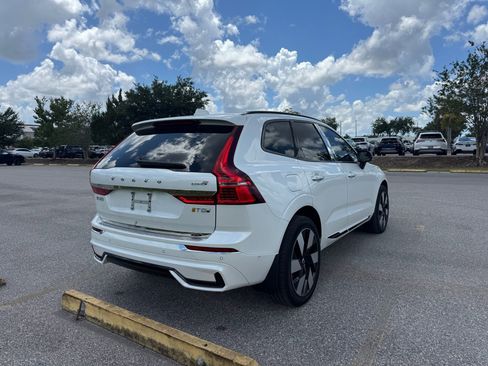 Used 2025 Volvo XC60 T8 Plus w/ Protection Package Premier AWD/4WD image 4