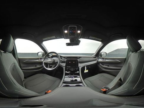 New 2026 Jeep Grand Cherokee Laredo X AWD/4WD image 29