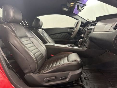 Used 2013 Ford Mustang GT Premium w/ GT Coupe Accessory Pkg 5 image 13