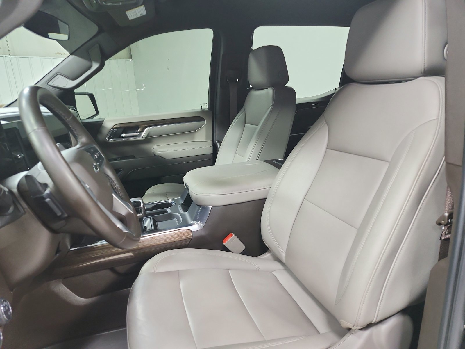 Used 2024 Chevrolet Silverado 1500 RST AWD/4WD image 18