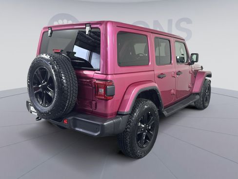 Used 2022 Jeep Wrangler Unlimited Sahara image 7