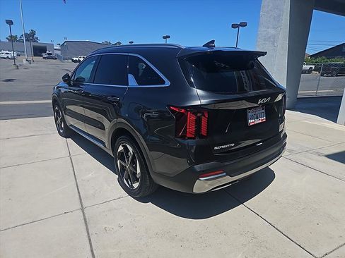 Used 2025 Kia Sorento SX Prestige AWD/4WD image 4
