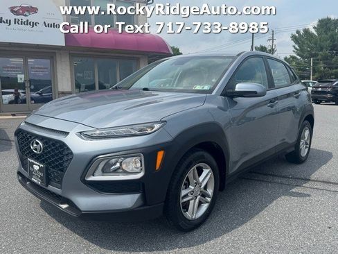 Used 2021 Hyundai Kona SE AWD/4WD image 3