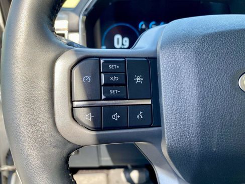 Used 2022 Ford F150 Lariat AWD/4WD image 17