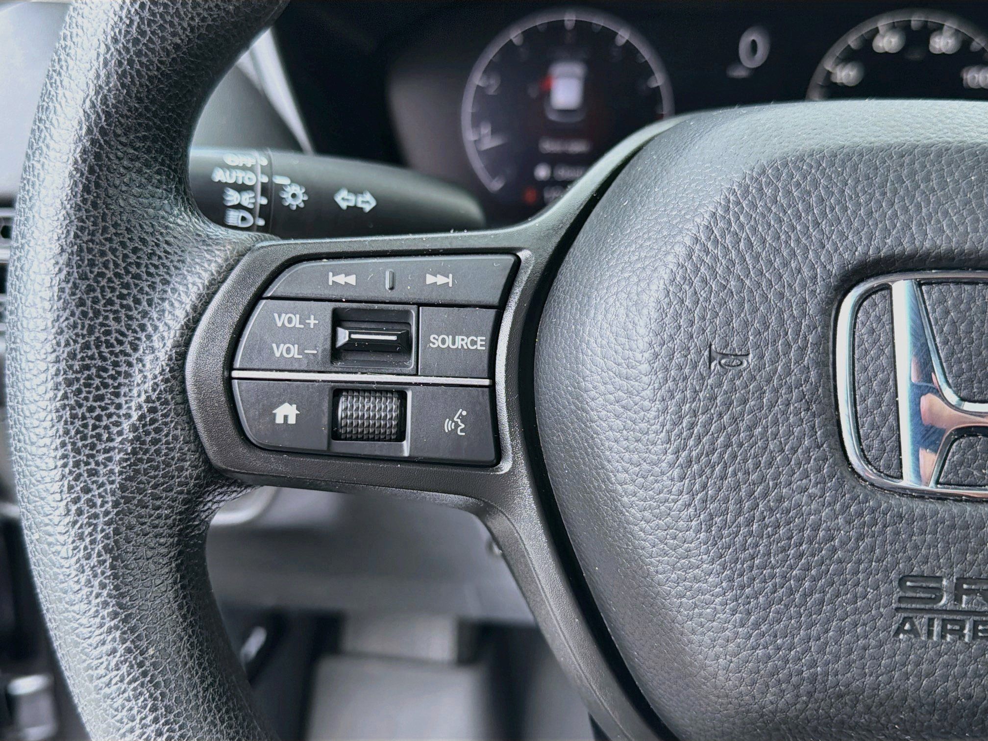 Used 2024 Honda HR-V LX image 34