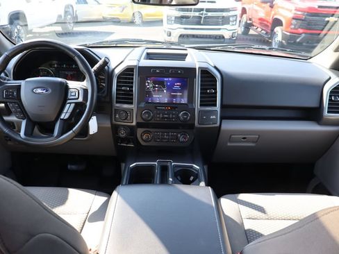 Used 2019 Ford F150 XLT w/ Equipment Group 302A Luxury AWD/4WD image 21