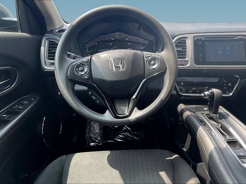 Used 2016 Honda HR-V EX image 8