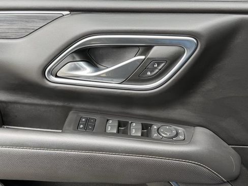 Used 2023 GMC Yukon SLT w/ SLT Premium Package RWD image 27