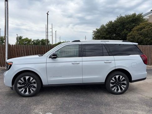 New 2026 Ford Expedition Platinum AWD/4WD image 19