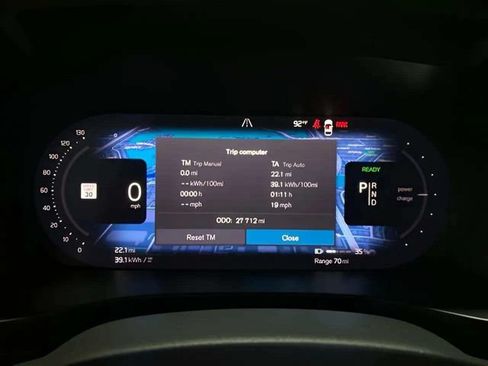 Used 2023 Volvo XC40 Recharge Ultimate AWD/4WD image 11