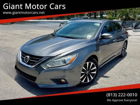 Used 2016 Nissan Altima 2.5 SL w/ 2.5 Technology Package FWD image 1