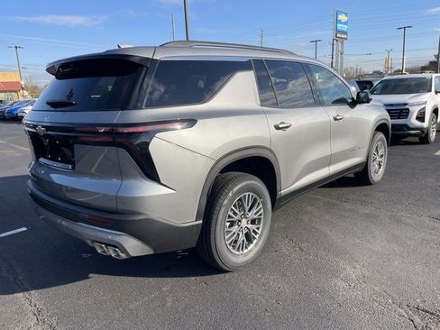 New 2026 Chevrolet Traverse LT image 6