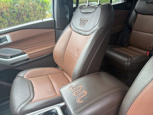 Used 2022 Ford Explorer King Ranch AWD/4WD image 18