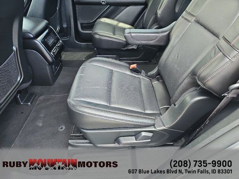Used 2024 Lincoln Aviator Reserve AWD/4WD image 26
