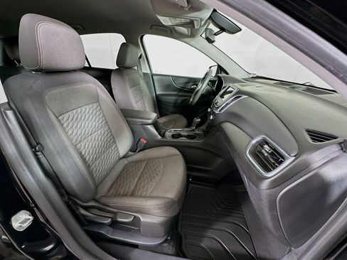 Used 2019 Chevrolet Equinox LT w/ LPO, Blackout Package FWD image 28
