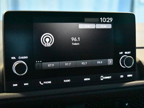 Used 2023 Honda CR-V LX image 11