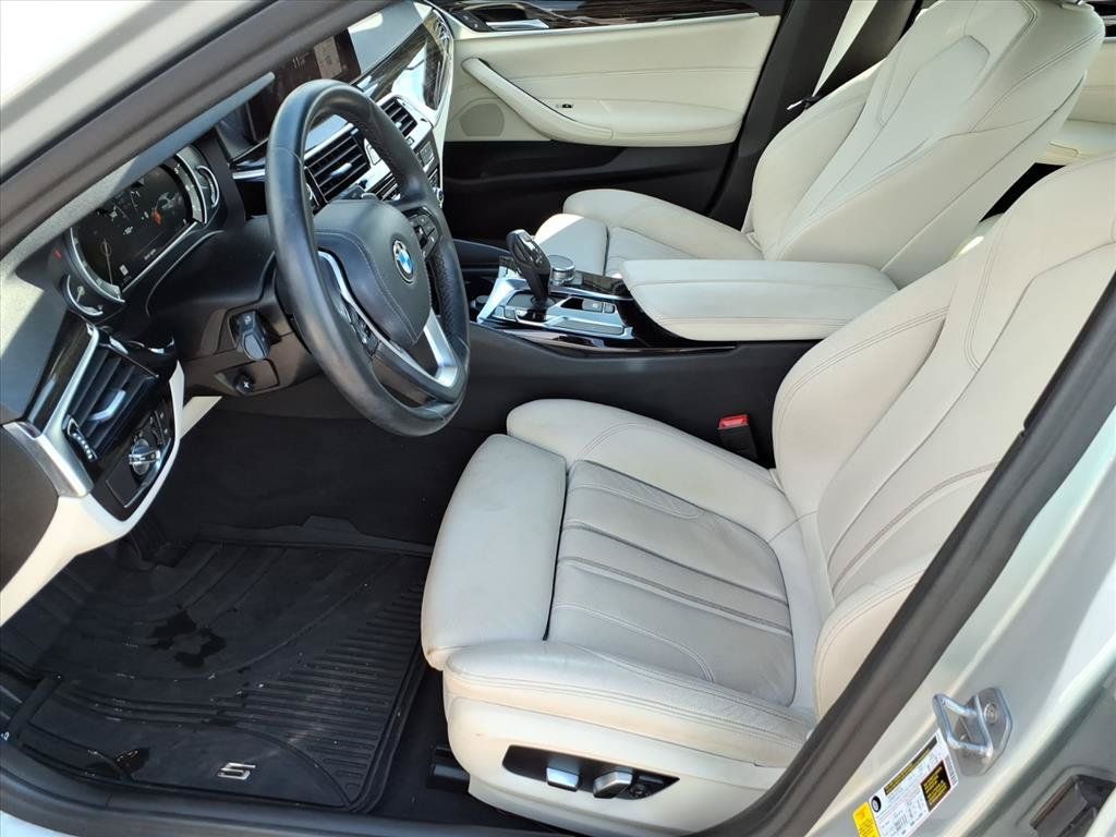 Used 2019 BMW 530i w/ Convenience Package RWD image 12