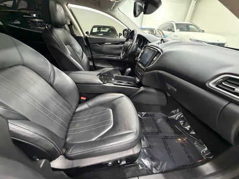 Used 2017 Maserati Ghibli S RWD image 21