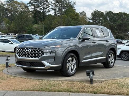 Used 2023 Hyundai Santa Fe SEL w/ Premium Package image 3