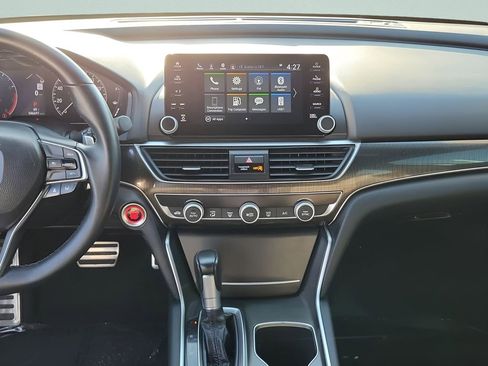 Used 2021 Honda Accord Sport image 18