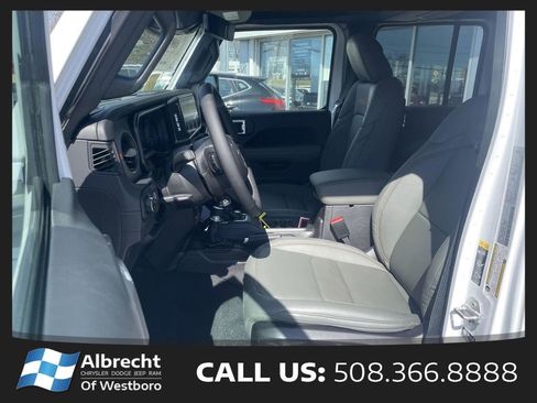 New 2026 Jeep Gladiator Mojave AWD/4WD image 10