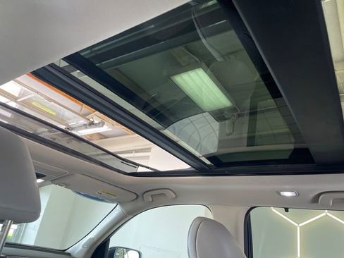 Certified 2024 Honda Pilot Elite image 20